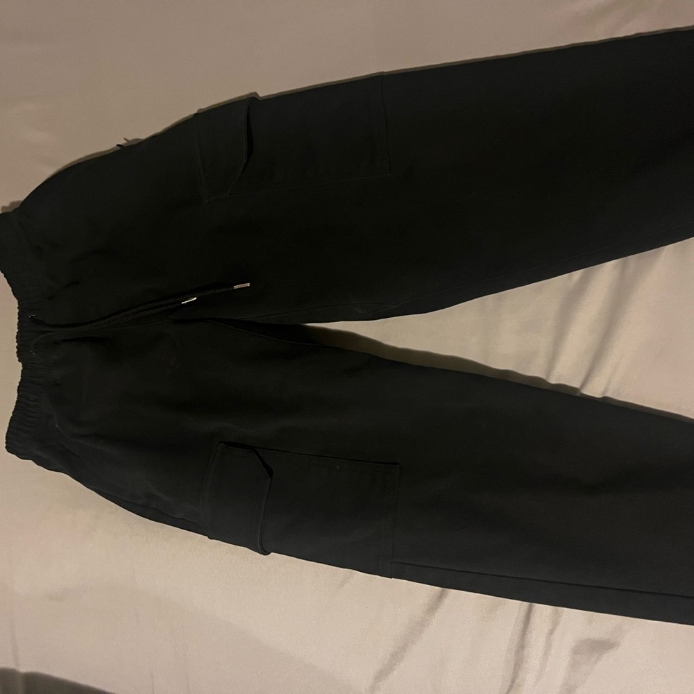 Men's Alo Yoga Black Cargo Jogger Pants